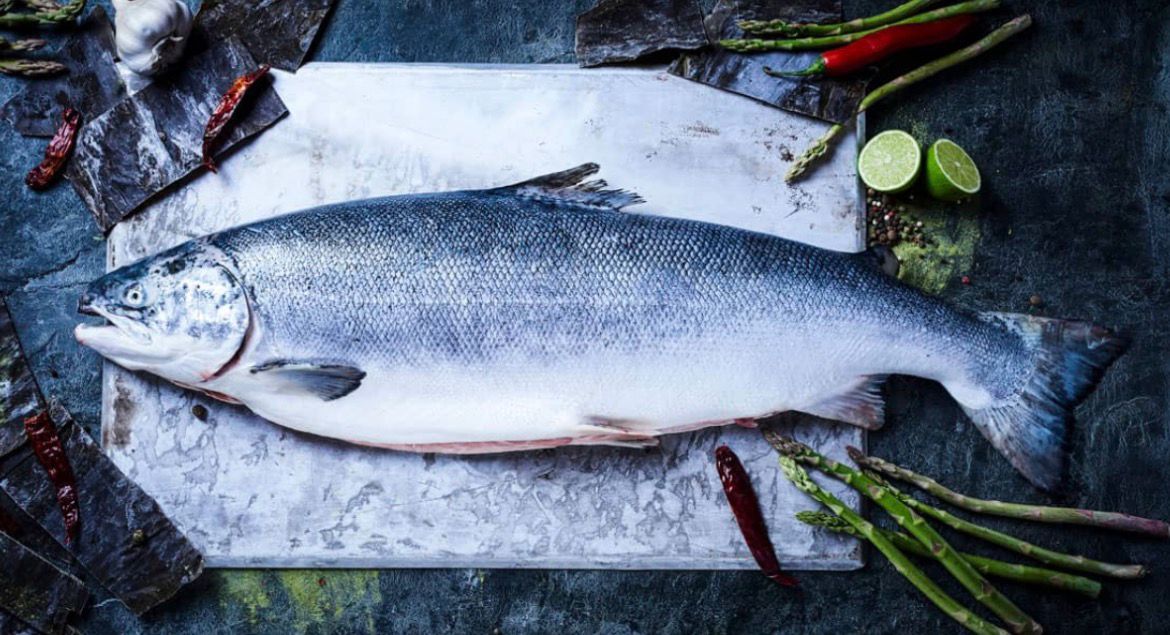 Whole Norwegian Salmon Fish (5/6)